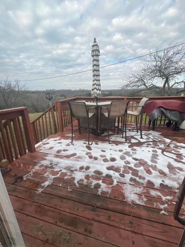 704 Cardwell Road, Harrodsburg, KY 40330
