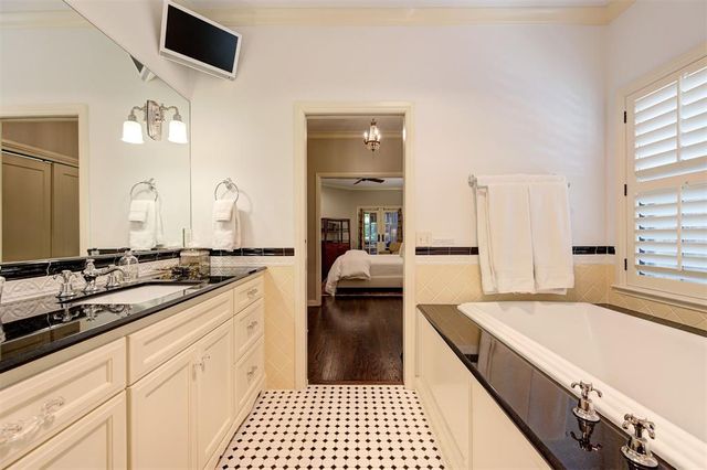 3232 NW 21st Street, Oklahoma City, OK 73107