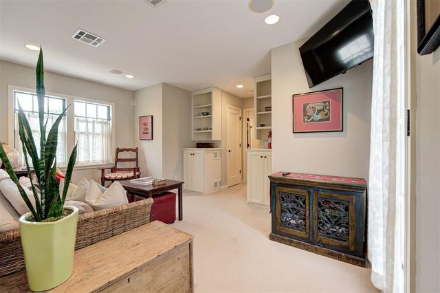 3232 NW 21st Street, Oklahoma City, OK 73107