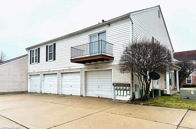 35532 Stillmeadow Lane, Clinton Twp, MI 48035