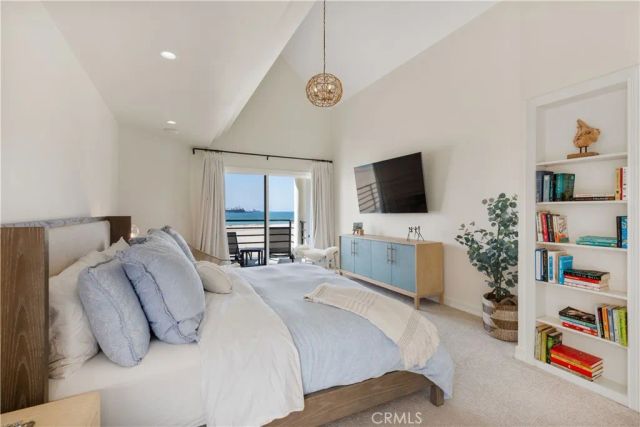 5537 E Seaside Walk, Long Beach, CA 90803