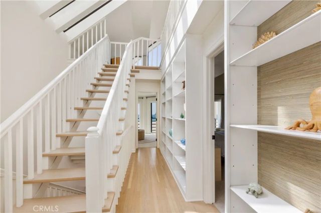 5537 E Seaside Walk, Long Beach, CA 90803