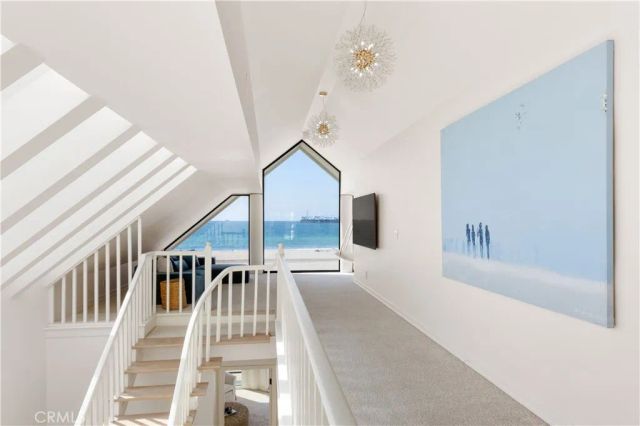 5537 E Seaside Walk, Long Beach, CA 90803