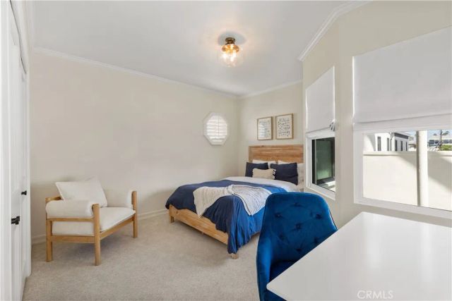 5537 E Seaside Walk, Long Beach, CA 90803