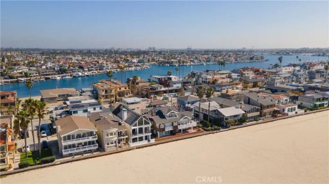 5537 E Seaside Walk, Long Beach, CA 90803