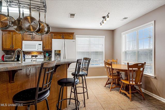 7961 Allendale Cove, Olive Branch, MS 38654