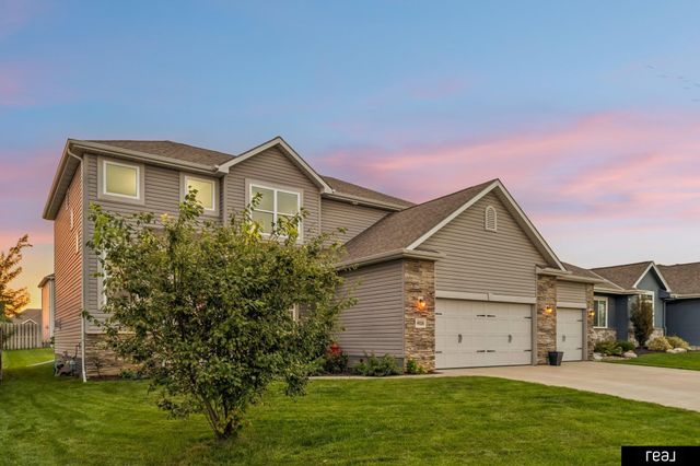 4926 N 205th Street, Elkhorn, NE 68022