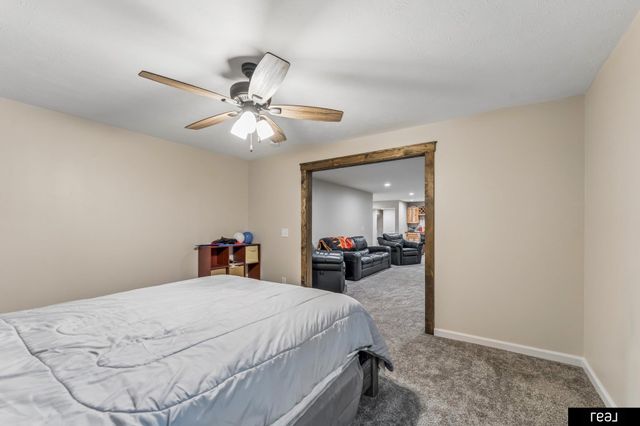 4926 N 205th Street, Elkhorn, NE 68022