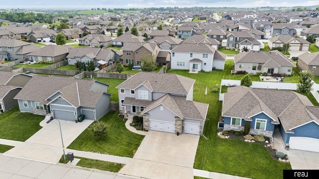 4926 N 205th Street, Elkhorn, NE 68022