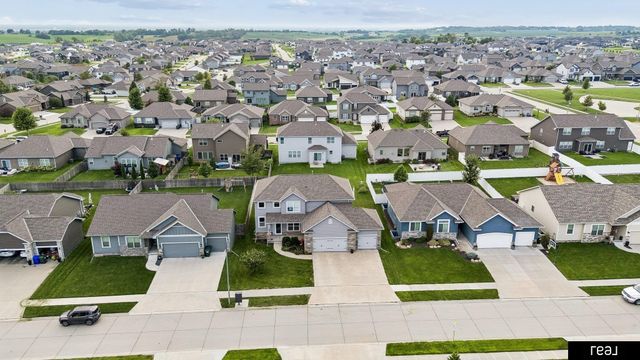 4926 N 205th Street, Elkhorn, NE 68022