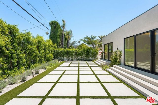 5126 Lindley Avenue, Encino, CA 91316