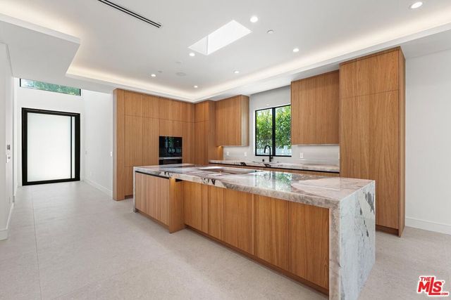 5126 Lindley Avenue, Encino, CA 91316