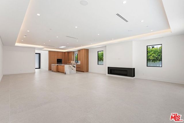 5126 Lindley Avenue, Encino, CA 91316