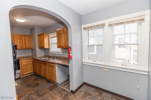 1509 Maple Road, Cleveland Heights, OH 44121