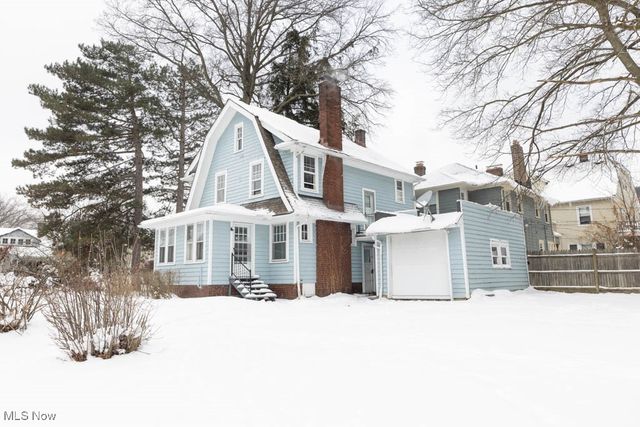 1509 Maple Road, Cleveland Heights, OH 44121