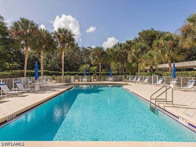 6361 Pelican Bay BLVD 305, Naples, FL 34108