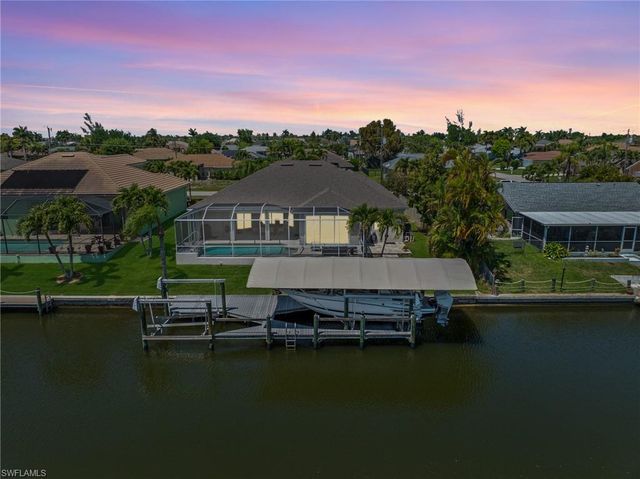 414 SE 30th TER, Cape Coral, FL 33904