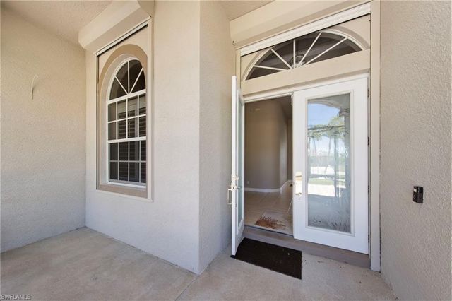 414 SE 30th TER, Cape Coral, FL 33904