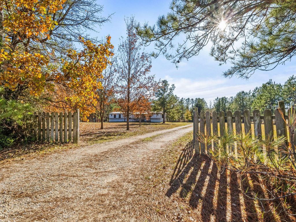 9106 Hwy 26, Sugartown, LA 70662