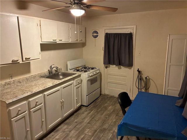 1214 Virgilina AVE, Norfolk, VA 23503