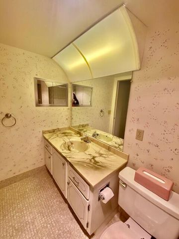 406 Richmond A 406, Deerfield Beach, FL 33442