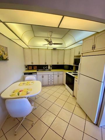 406 Richmond A 406, Deerfield Beach, FL 33442