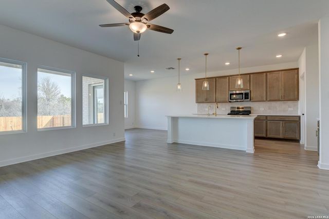 119 Thornbloom, San Antonio, TX 78253