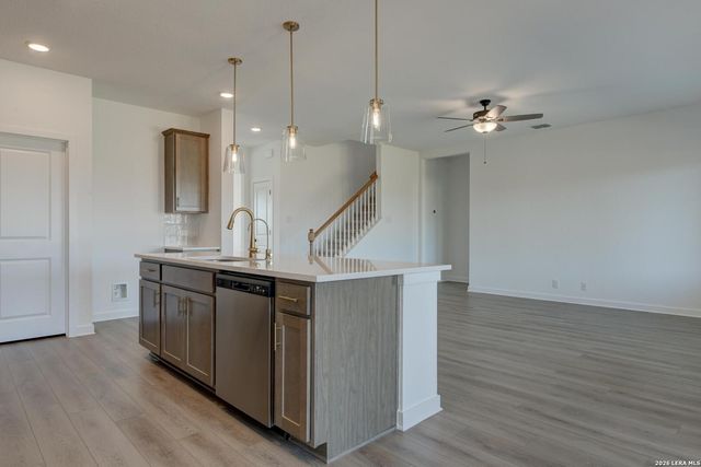 119 Thornbloom, San Antonio, TX 78253