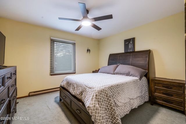 132 Apple Blossom Lane, Middletown, NJ 07748