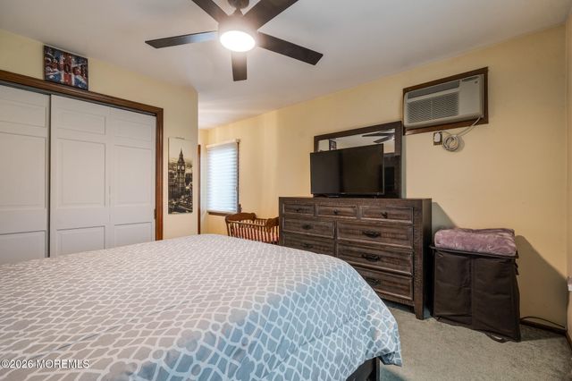 132 Apple Blossom Lane, Middletown, NJ 07748