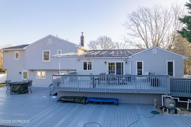 132 Apple Blossom Lane, Middletown, NJ 07748