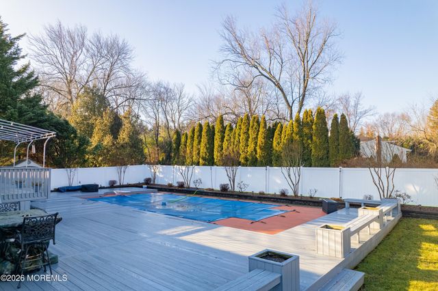 132 Apple Blossom Lane, Middletown, NJ 07748