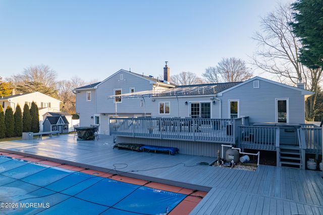 132 Apple Blossom Lane, Middletown, NJ 07748