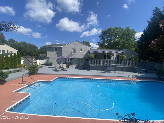 132 Apple Blossom Lane, Middletown, NJ 07748