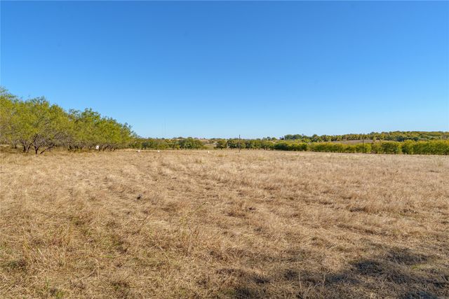 1633 Alexander Road, Moody, TX 76557