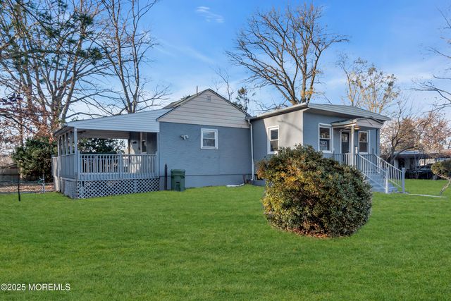 112 Petitt Avenue, Cherry Hill, NJ 08002