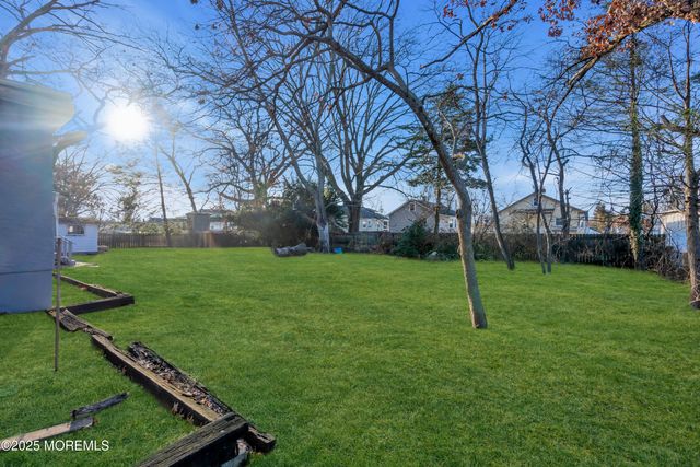 112 Petitt Avenue, Cherry Hill, NJ 08002