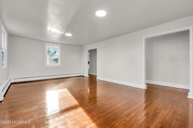 112 Petitt Avenue, Cherry Hill, NJ 08002