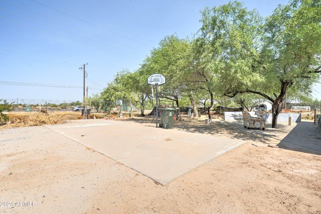12049 S AIRPORT Road, Buckeye, AZ 85326