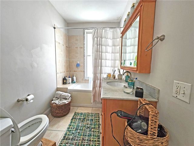 107 Ring Street, Providence, RI 02909