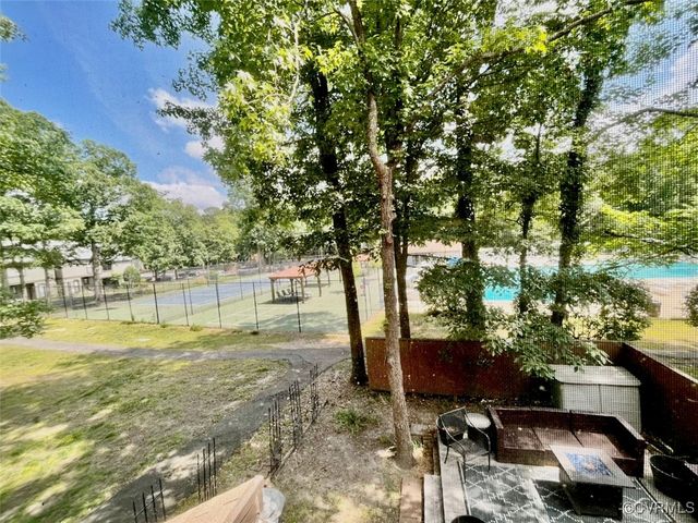 11767 N Briar Patch Dr, Midlothian, VA 23113