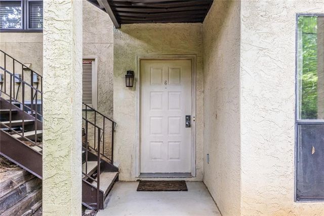 1006 Donegal SE, Smyrna, GA 30080
