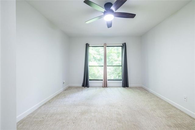 1006 Donegal SE, Smyrna, GA 30080