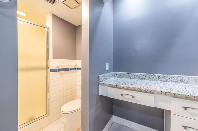 1006 Donegal SE, Smyrna, GA 30080
