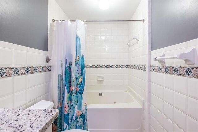 1006 Donegal SE, Smyrna, GA 30080
