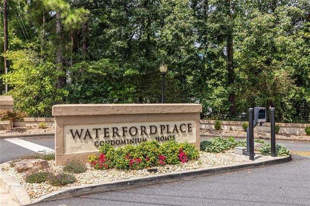1006 Donegal SE, Smyrna, GA 30080
