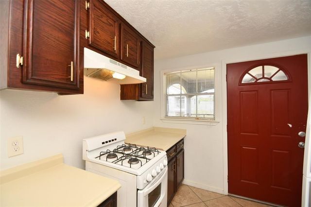 4409 Hershe Street 4, Houston, TX 77020