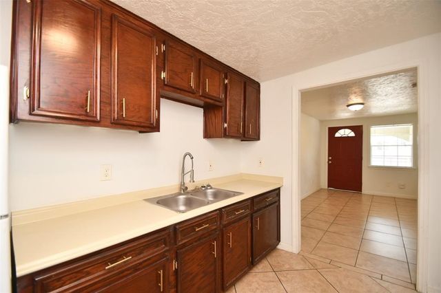4409 Hershe Street 4, Houston, TX 77020