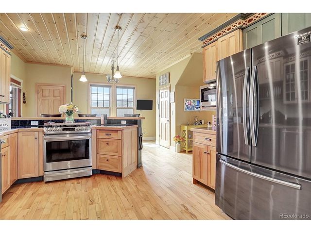 120 Nevava St, Hot Sulphur Springs, CO 80451
