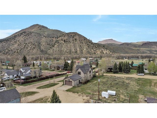 120 Nevava St, Hot Sulphur Springs, CO 80451